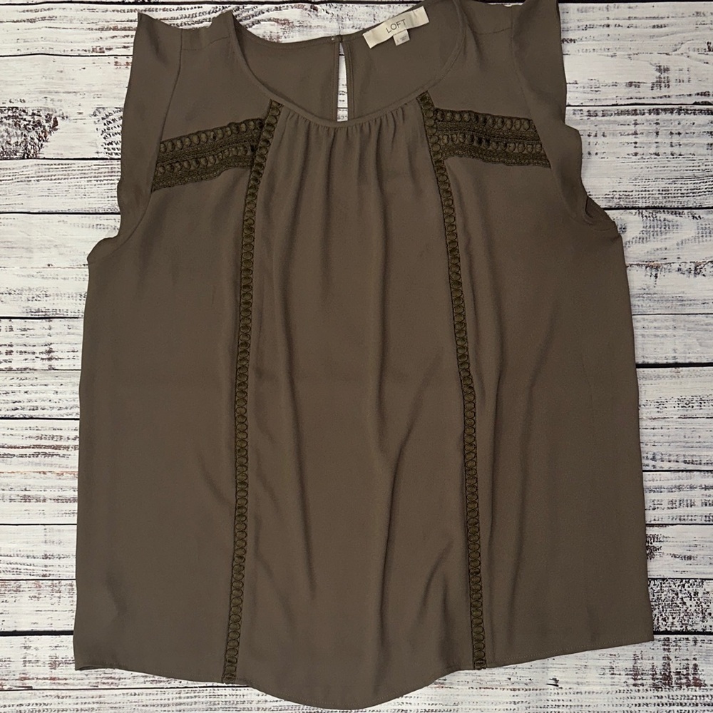 LOFT Olive Sleeveless Blouse with Lace Trim Sz. L